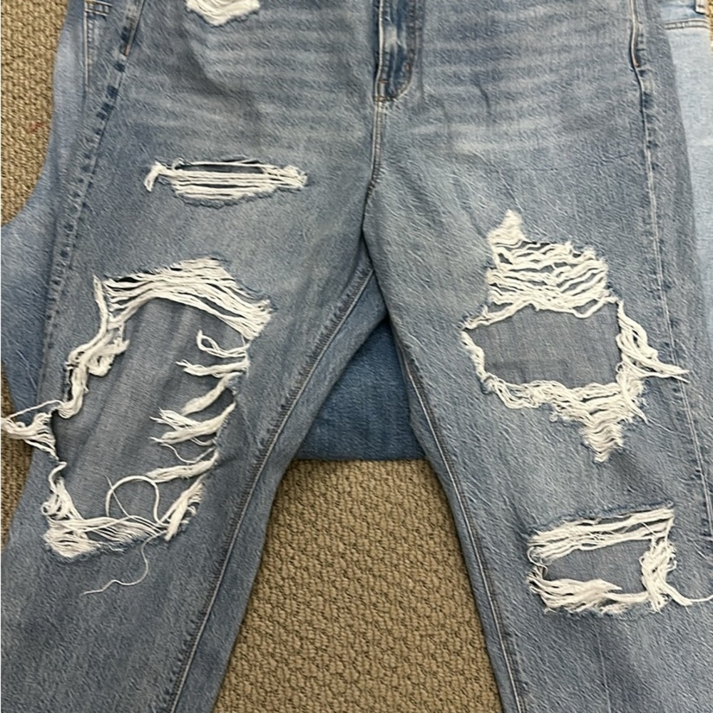 Distressed Light Blue Jeans